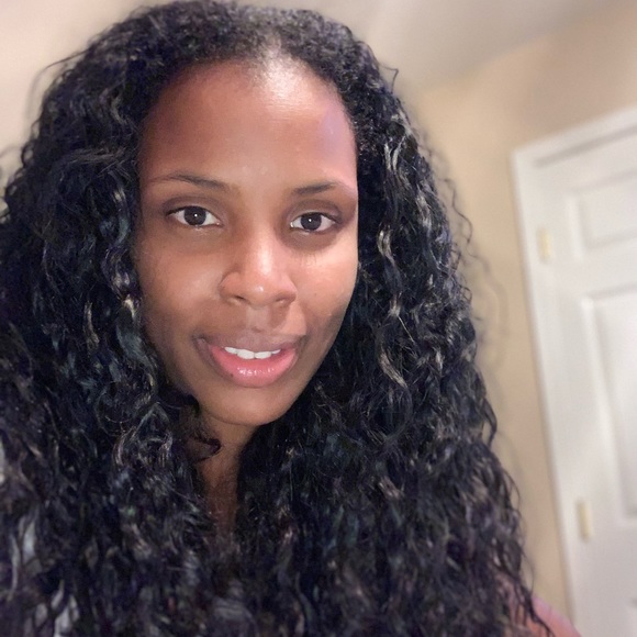 Meet your Posher, Gleneisha - Picture 1 of 1